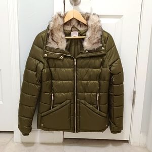 BONGO Olive Green Faux Fur Collar Size Medium Puffer Jacket - LIKE NEW!